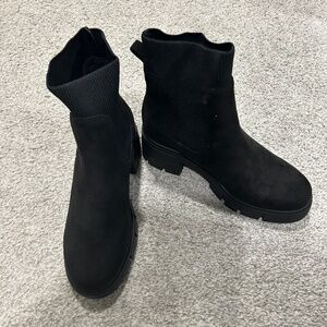 Chelsea Platform Boots